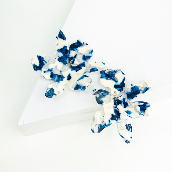 RESTOCKED Paper Lily Earrings in Blue - Picture 7 of 8